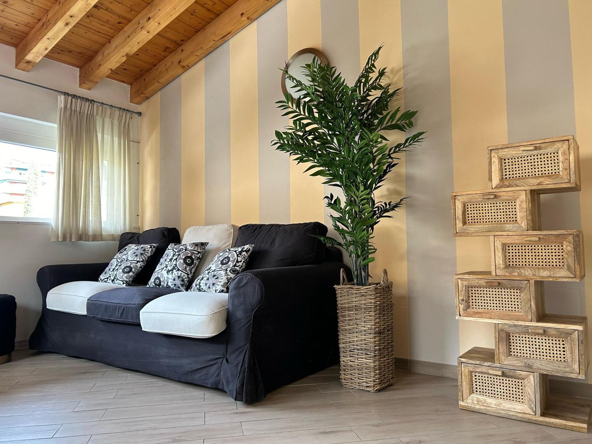 Apartament Menaggio Down Town Zewnętrze zdjęcie