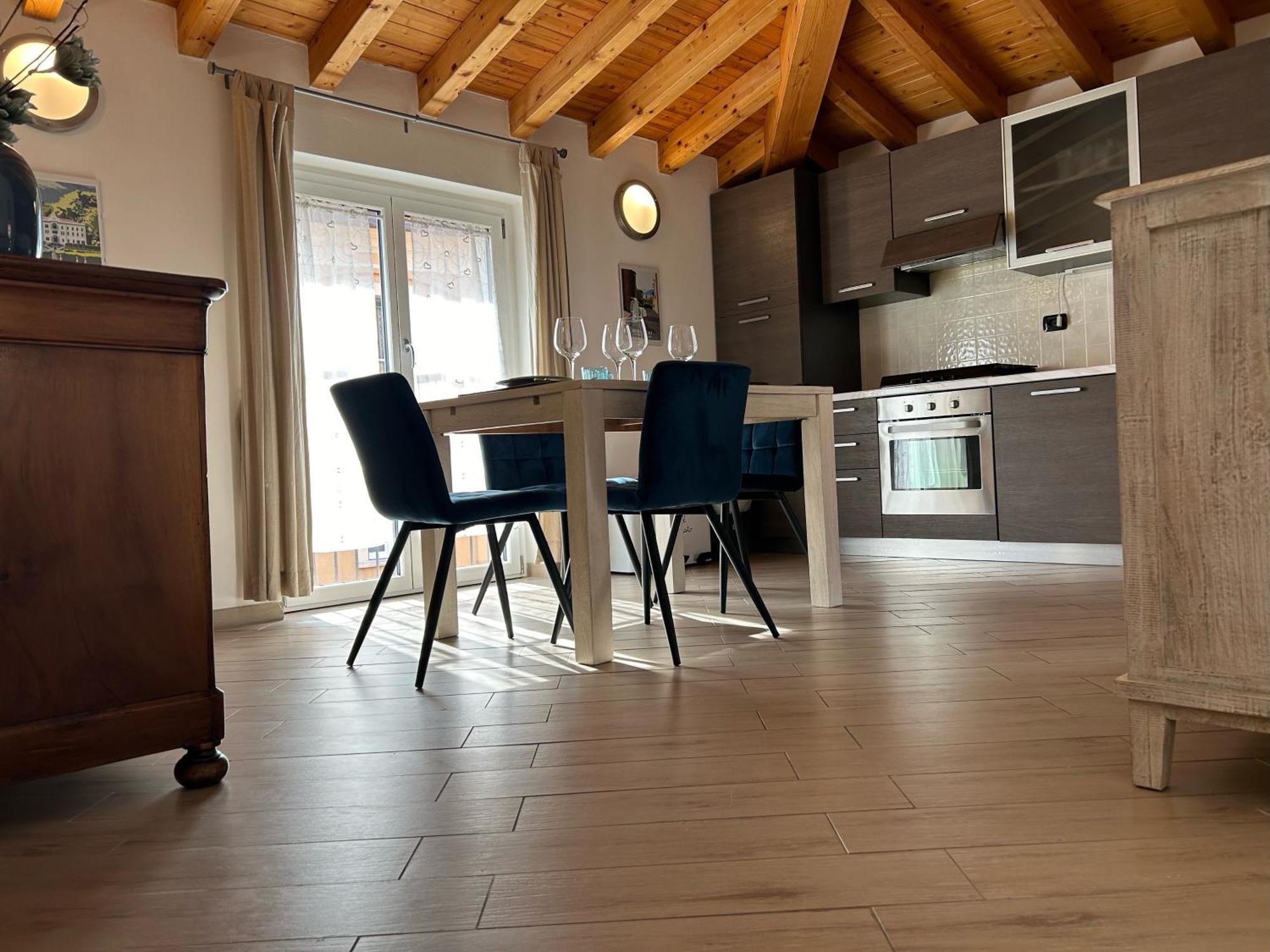 Apartament Menaggio Down Town Zewnętrze zdjęcie